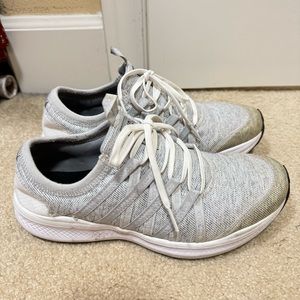 SAUCONY VERSAFOAM SWAY Womens Running Shoes Size 8 Gray MINT Condition